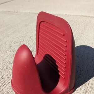 Red Silicone Pot Holder Mitt